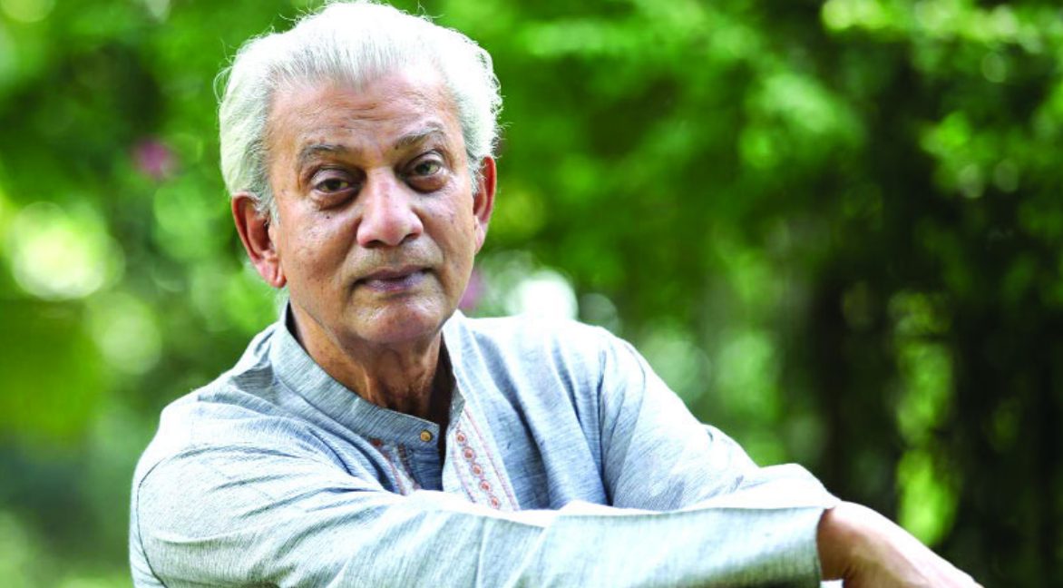 এবার নতুন গুজবে প্রবীর মিত্র, বিব্রত পরিবার