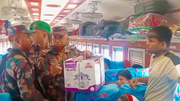 যাত্রীবাহী ট্রেনে মিলল ৬ কোটি টাকার এলএসডি ও জুয়েলারি
