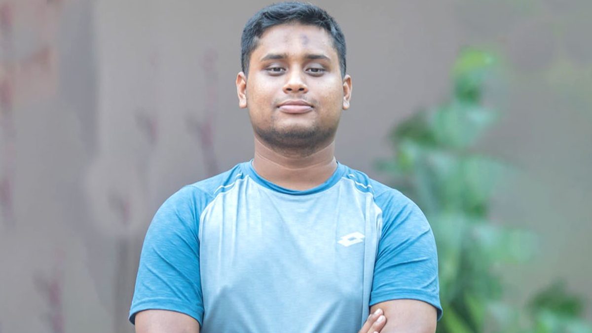 হাতে-কলমে ১০ কোটি টাকার হিসাব দিলেন হাসনাত আব্দুল্লাহ