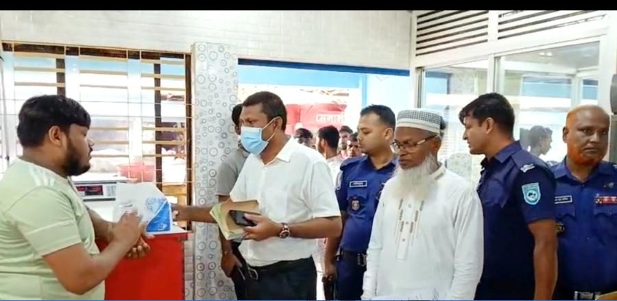 দেবীগঞ্জে ভোক্তা অধিদপ্তরের অভিযান, তিন প্রতিষ্ঠানকে জরিমানা