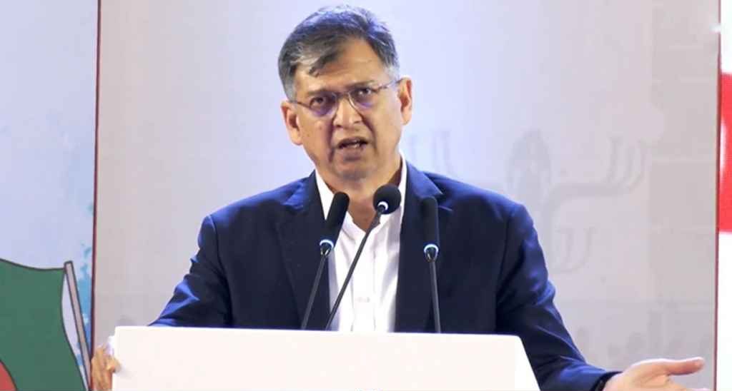 ‘হাসিনা কার্ড’ খেলবেন আবার সুসম্পর্কও চাইবেন, তা হতে পারে না: স্বরাষ্ট্রমন্ত্রী