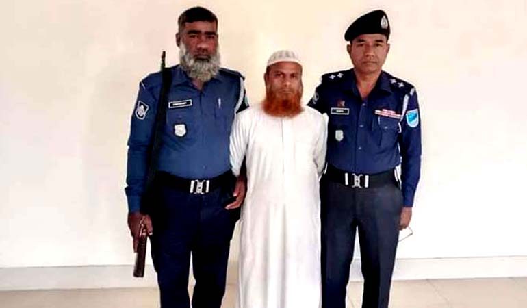 বড় ভাইকে হত্যা করে তাবলিগ জামাতে ছোটভাই ,অতপর...