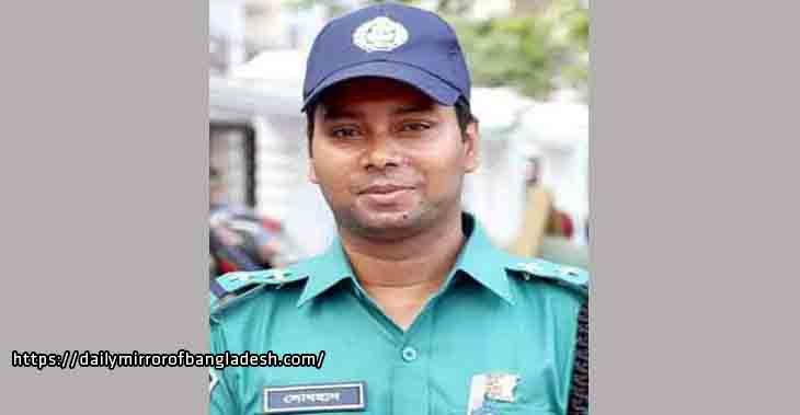 খুলনায় স্ত্রীর মামলায় এসআই কারাগারে