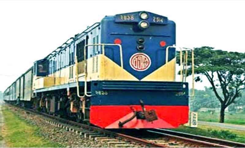 টাঙ্গাইলে ক‌মিউটার ট্রেনের ইঞ্জিন বিকল,ট্রেন চলাচল বন্ধ