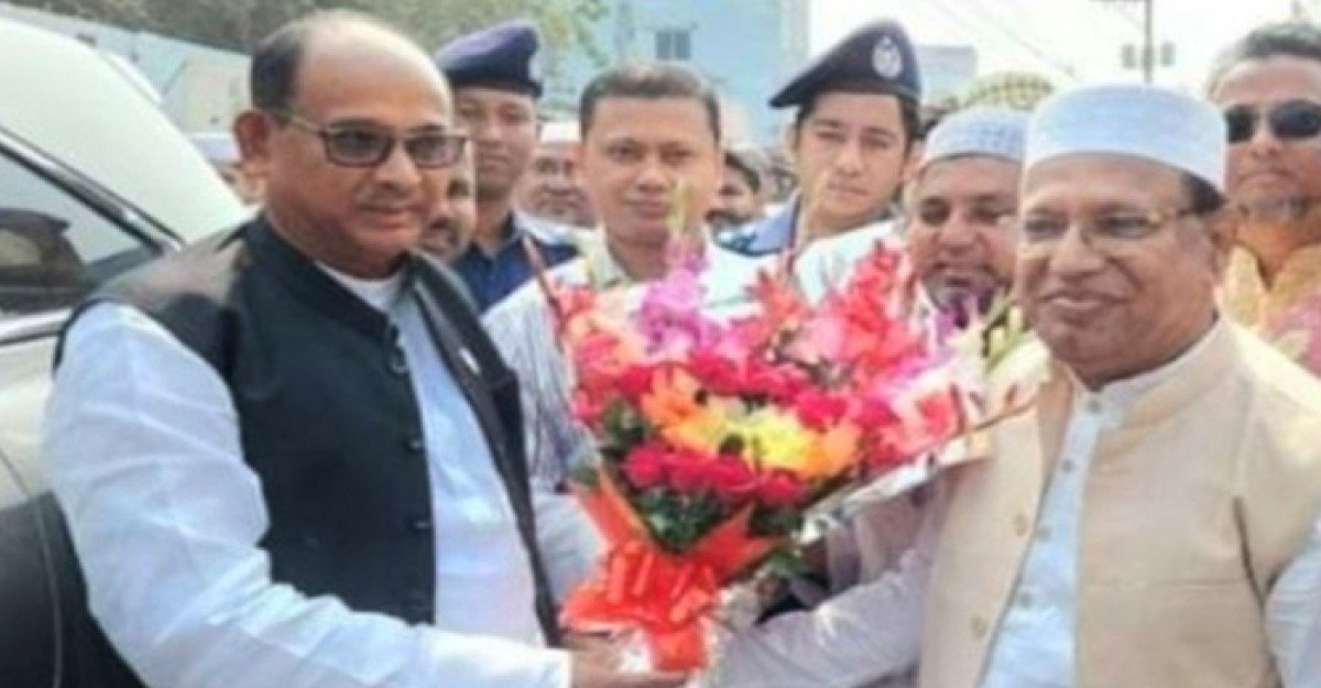 কুড়িগ্রাম এক্সপ্রেস দাঁড়াবে বিরামপুরে: রেলমন্ত্রী