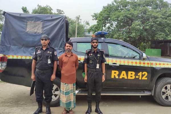 কুষ্টিয়ায় র‌্যাবের অভিযানে যাবজ্জীবন সাজাপ্রাপ্ত আসামি গ্রেপ্তার