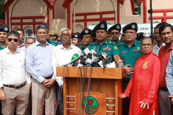 দুর্গা পূজা নিয়ে কোনো শঙ্কা নেই : ডিএমপি কমিশনার