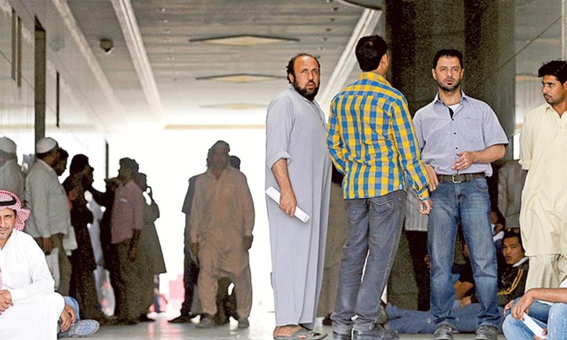 একসঙ্গে দুই চাকরি করার অনুমতি দিল সৌদি