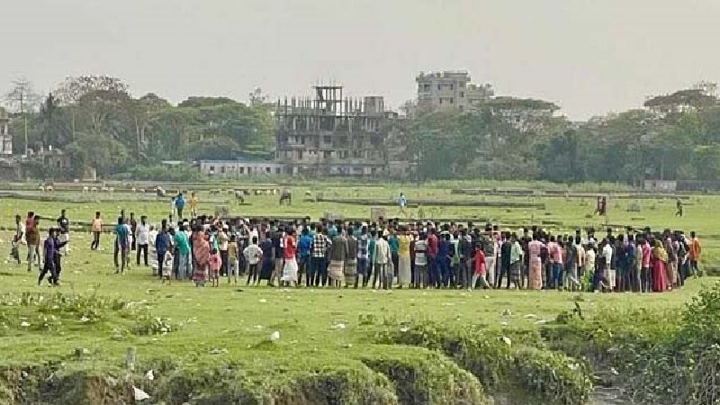 বিলে পড়েছিল দুই যুবকের মরদেহ