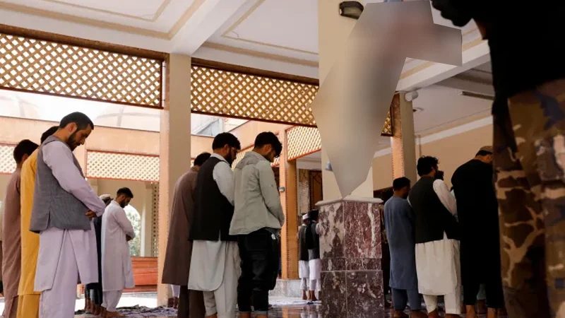 আফগানিস্তানে মসজিদে নামাজরত মুসল্লিদের ওপর হামলা, নিহত ৬