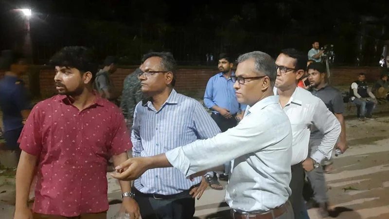 হলে ফেরার অনুরোধ প্রত্যাখ্যান করলো আন্দোলনকারী