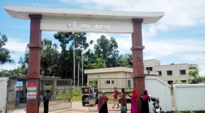 বন্যায় বিপর্যস্ত ফেনী কারাগার, খাদ্য সহায়তা দিচ্ছে বিজিবি