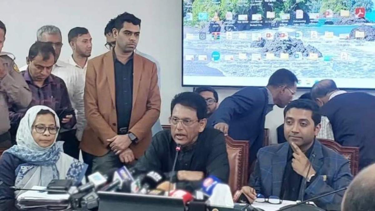শিক্ষকদের বেতন ১০ তারিখের মধ্যে দেওয়া নিয়ে যা বললেন শিক্ষামন্ত্রী