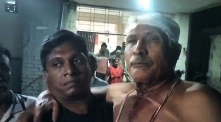 নড়াইলে জমি নিয়ে বিরোধে মুক্তিযোদ্ধাকে কুপিয়ে জখম