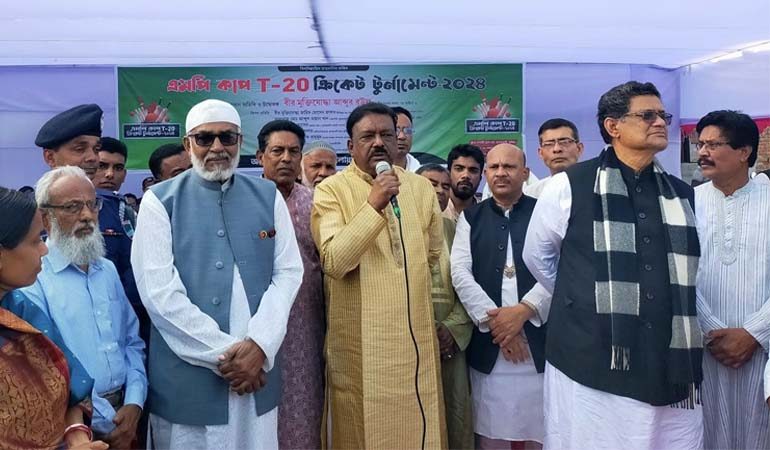 কুমারখালীতে মিনি স্টেডিয়াম করার ঘোষণা দিলেন এমপি রউফ