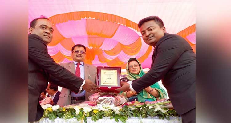 মিরপুরে বিচারপতি মোঃ আবু জাফর সিদ্দিকীকে বিশেষ সম্মাননা প্রদান