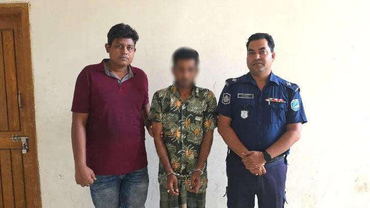 ৬ বছর আগে মারা গেছেন মা, মেয়ের সঙ্গে বাবার এ কেমন কাণ্ড!