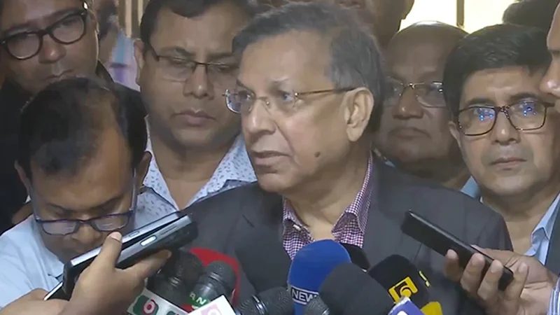 জামায়াত-শিবিরের রাজনীতি নিষিদ্ধের প্রজ্ঞাপন কিছুক্ষণের মধ্যে: আইনমন্ত্রী