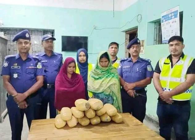 জামালপুরে ৮ কেজি গাঁজাসহ দুই নারী মাদক কারবারি গ্রেপ্তার