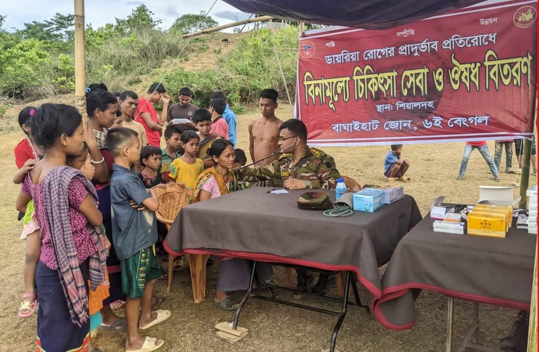 পার্বত্য অঞ্চলে ডায়রিয়ার প্রকোপ,সেনা-বিজিবি-বিমানবাহিনীর নেতৃত্বে চিকিৎসা সেবা
