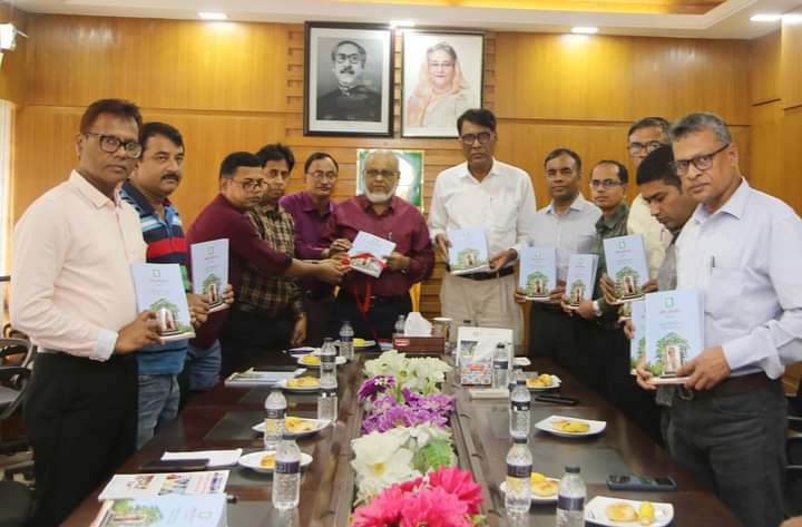 ইবির বার্ষিক প্রতিবেদনের মোড়ক উন্মোচন