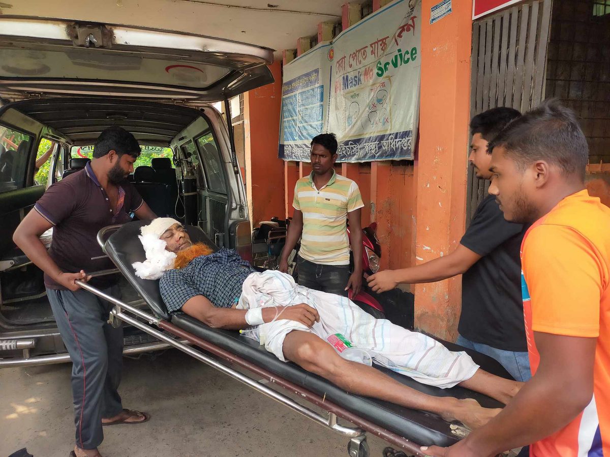 কুমারখালীতে পৃথক দুর্ঘটনায় নিহত ১, আহত ৪