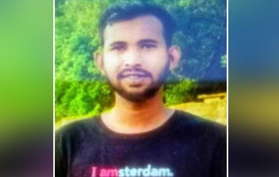 বগুড়ায় প্রকাশ্যে কলেজ ছাত্রকে কুপিয়ে হত্যা