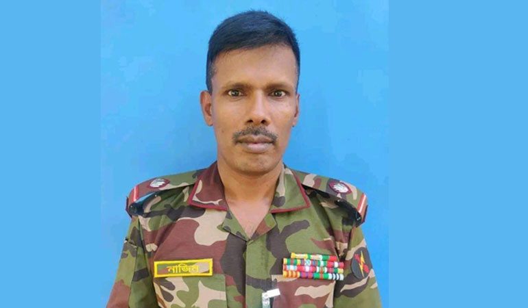 পাহাড়ি সন্ত্রাসীদের গুলিতে ৩ সেনাসদস্য আহত