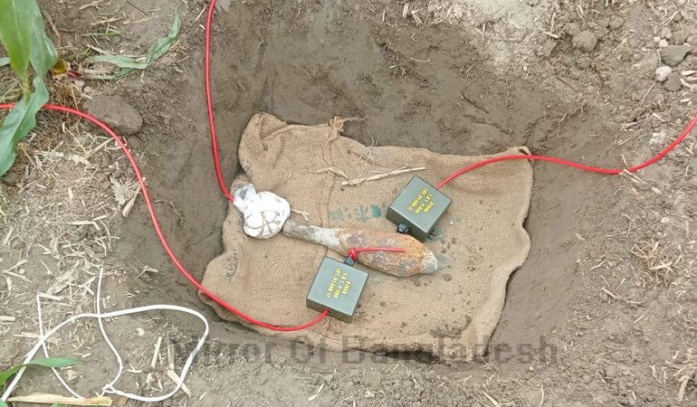 তেঁতুলিয়ায় উদ্ধার মর্টারশেল নিস্ক্রিয় করল সেনাবাহিনী