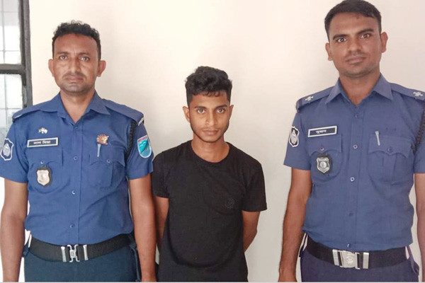 প্রেমিকার আপত্তিকর ছবি-ভিডিও ছড়িয়ে যুবক কারাগারে