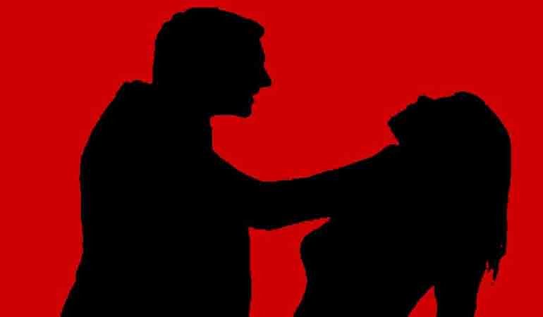 ছোট বোনকে গলা টিপে হত্যা করল ভাই