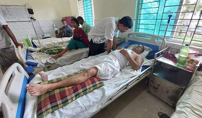 বকশীগঞ্জে কলেজের শিক্ষক-কর্মচারীদের ওপর হামলা,আহত-৬