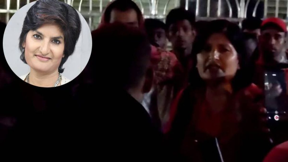 সাংবাদিক মুন্নী সাহা গ্রেপ্তার