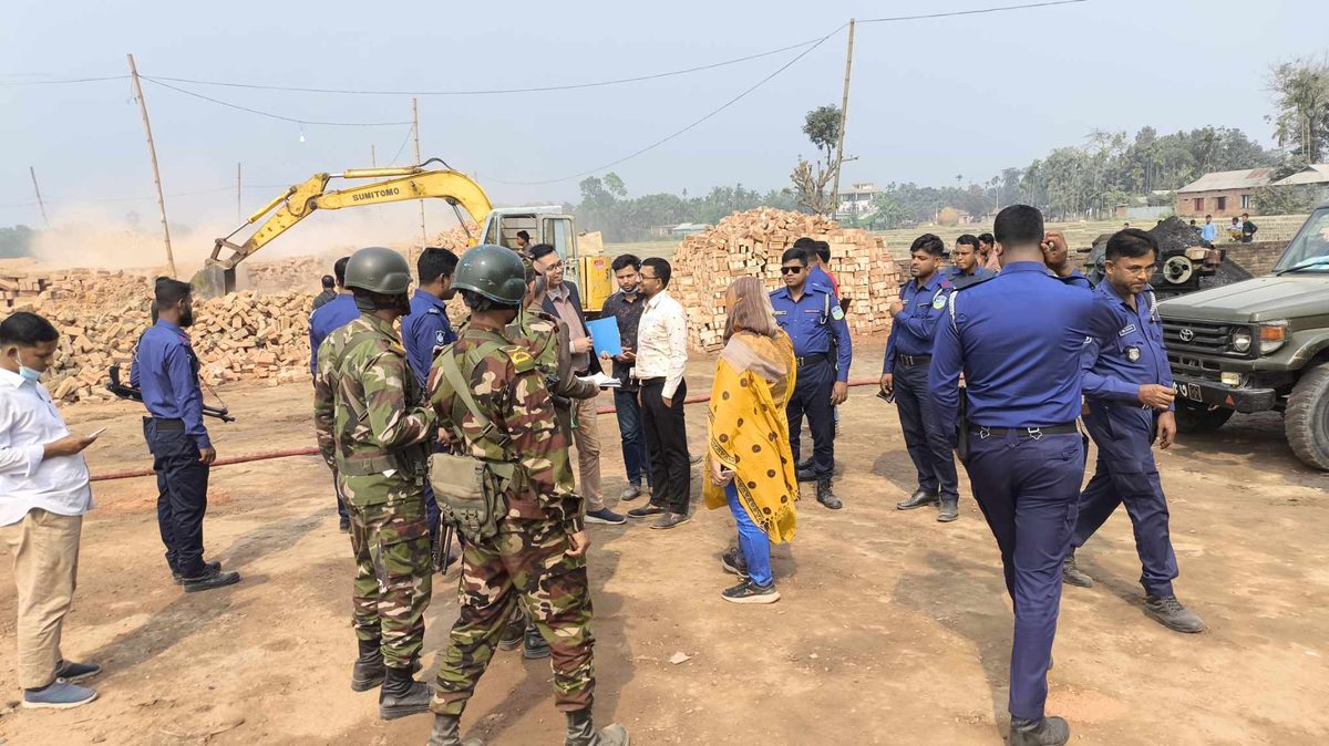 জামালপুরে ৪ ইটভাটাকে ২৪ লাখ টাকা জরিমানা