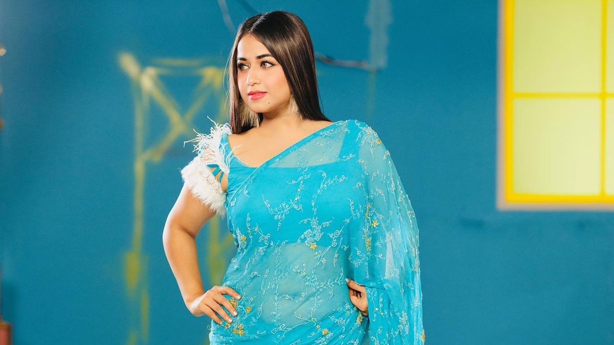 নায়িকাদের সংসার না টেকার কারণ জানালেন ফারিয়া শাহরিন