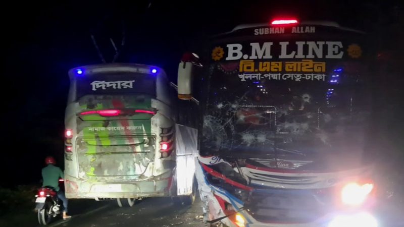 গোপালগঞ্জে বাস-পিকআপ মুখোমুখি সংঘর্ষ, আহত ২৫