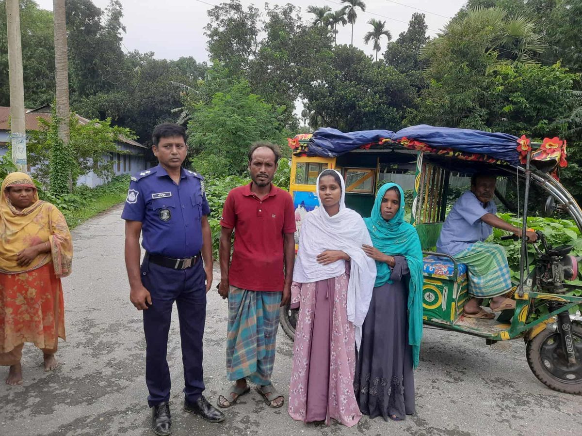 ওসির মানবিকতায় অন্তঃসত্ত্বা বৃষ্টির মুখে হাসি, জন্ম নিল ফুটফুটে কন্যা শিশু