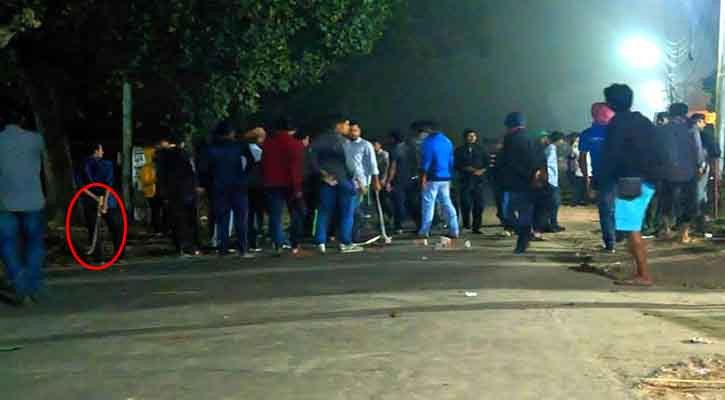 মধ্যরাতে চবিতে ছাত্রলীগের দুই পক্ষের সংঘর্ষ, আহত ১৫
