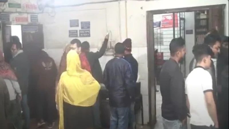 নারায়ণগঞ্জে গ্যাসলাইন বিস্ফোরণ, নারীসহ একই পরিবারের ৪ জন দগ্ধ