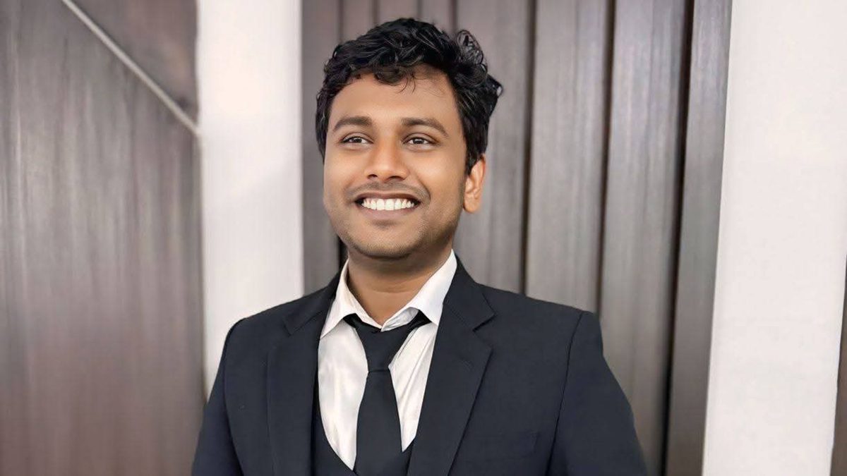 জবি প্রেসক্লাবের উপদেষ্টা হলেন নজরুল ইসলাম