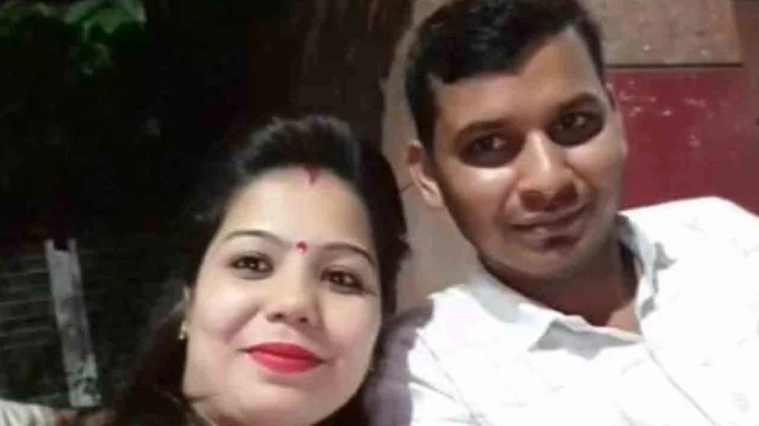 বিমার টাকার লোভে বিছানায় বিষধর সাপ ছেড়ে স্বামীকে হত্যা
