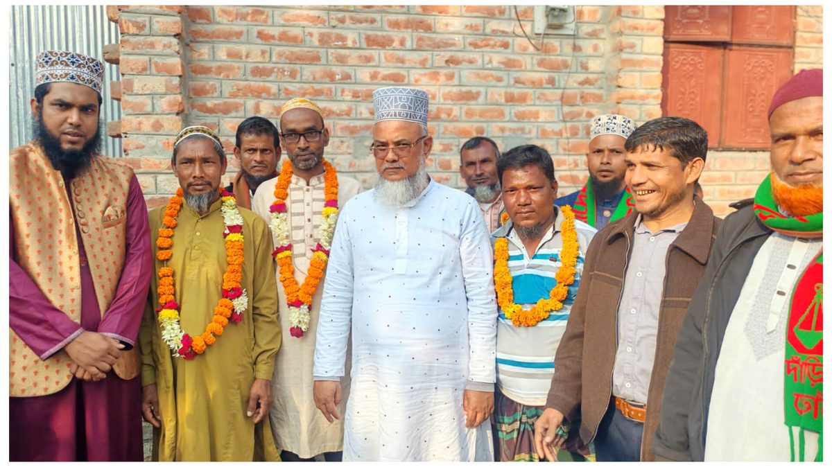 বিএনপি ছেড়ে জামায়াতে যোগ দিলেন বিএনপি নেতাসহ পাঁচজন