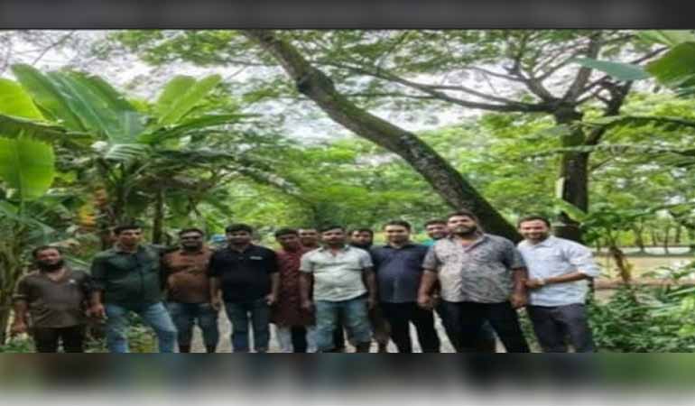 দাওয়াত না দেওয়ায় মাদ্রাসার সব খাবার খেয়ে গেলেন বিএনপির নেতা-কর্মীরা