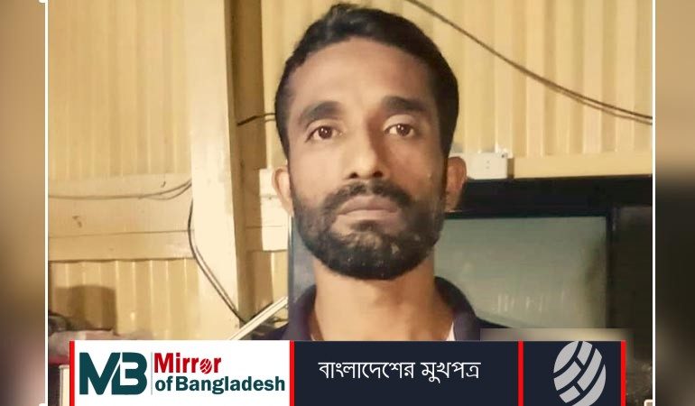 অভিমানী স্ত্রী ঘরছাড়া, বিরহী স্বামী কবরে