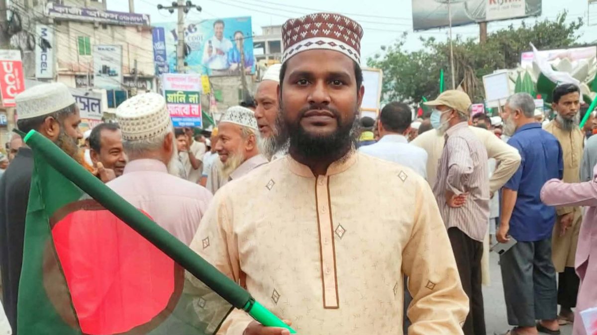 ৯০ কিলোমিটার দূরে থেকেও মামলার আসামি সাবেক শিবির সভাপতি
