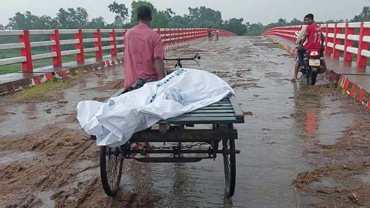 জামালপুরে মাঠ থেকে অজ্ঞাত যুবকের লাশ উদ্ধার