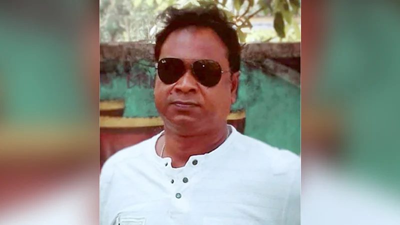 প্রবাসীর স্ত্রীর সঙ্গে সময় কাটাতে গিয়ে জনতার হাতে আ. লীগ নেতা আটক
