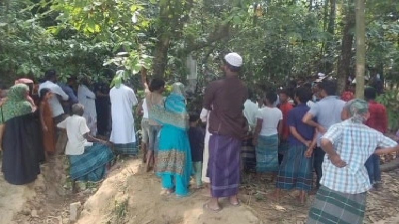ঋণের বোঝা সইতে না পেরে প্রাণ দিলেন বৃদ্ধ