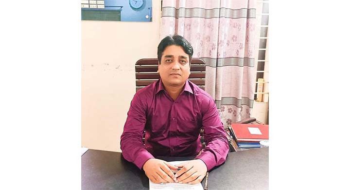 ঢাকা বিভাগের শ্রেষ্ঠ শিক্ষা অফিসার নির্বাচিত হলেন সিরাজুল ইসলাম