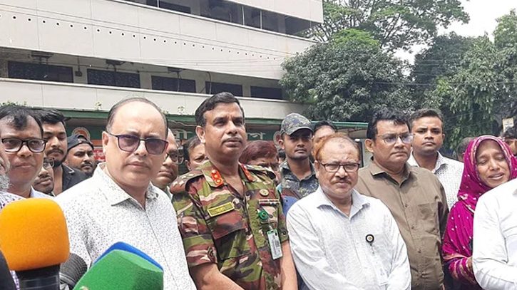 চিকিৎসকদের দু`টি দাবি পূরণ করা হয়েছে: ঢামেক পরিচালক